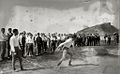 Soldados realizando diferentes pruebas atléticas en la playa de Ondarreta (1 de 4) - Fondo Car-Kutxa Fototeka.jpg