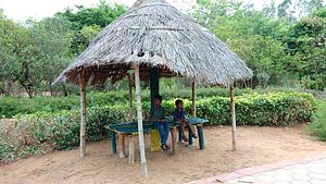 ஸ்ரீரங்கம் வண்ணத்துப்பூச்சி பூங்காவிலுள்ள பார்வையாளர் குடில்