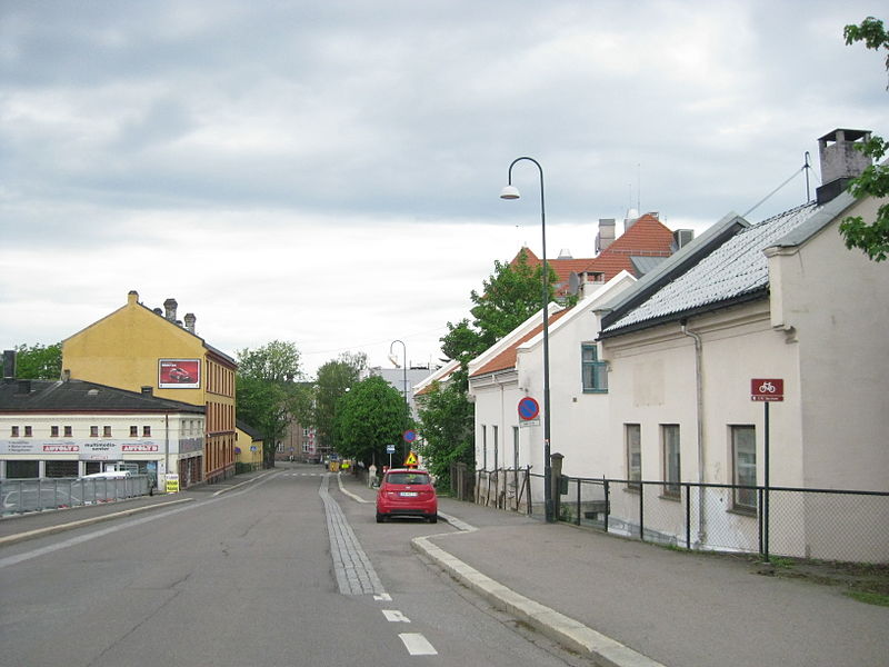 File:St. Halvards gate - Oslo.JPG