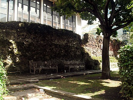 The Roman wall at St Alphege Gardens