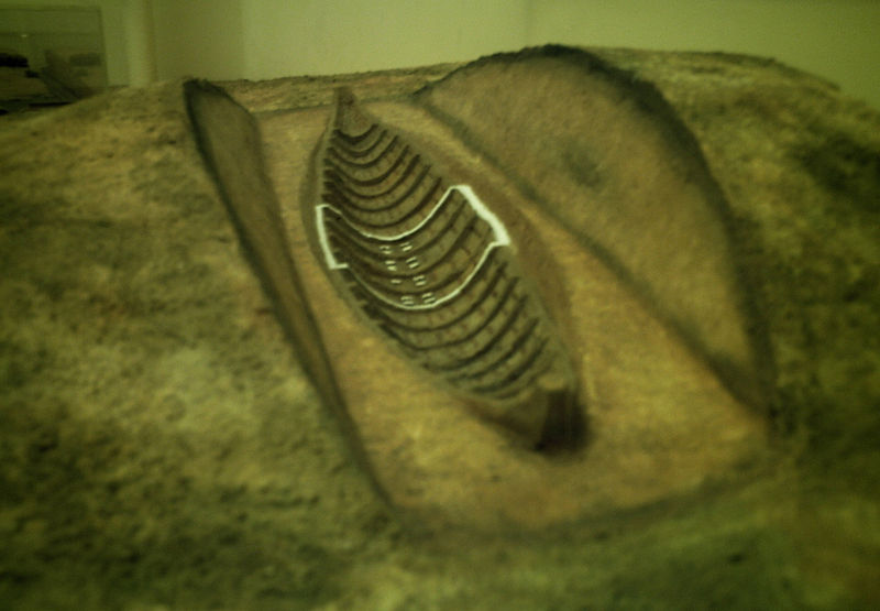 File:Sutton Hoo ship-burial model.jpg