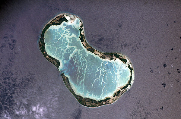 NASA image of Tabuaeran in 2006, with the man-made 'English Channel' cut at left