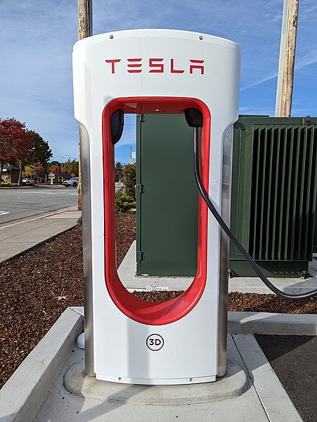 File:Tesla Supercharger station, West Hillsdale Blvd, San Mateo 4.jpg