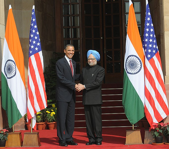 File:The Prime Minister, Dr. Manmohan Singh meeting the US President, Mr. Barack Obama, in New Delhi on November 08, 2010.jpg