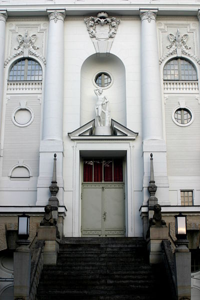 File:Theater des westens - ursprünglicher haupteingang.JPG