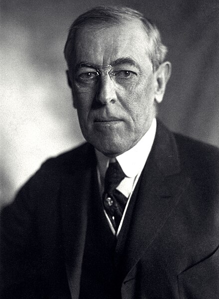 File:Thomas Woodrow Wilson, Harris & Ewing bw photo portrait, 1919 - black and white (cropped).jpg