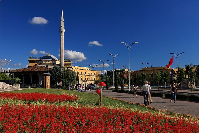 File:Tirana 25.jpg