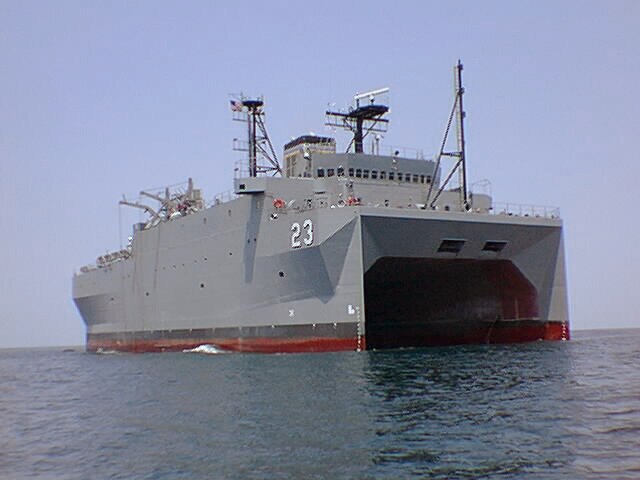 FIL INFO US NAVY - Page 16 640px-USNS_Impeccable_T-AGOS-23