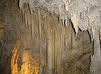 Uhlovitsa Höhle