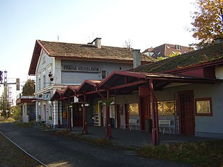 <span class="mw-page-title-main">Praha-Veleslavín railway station</span> Railway station in Veleslavín, Czech Republic