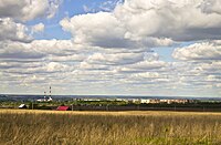 Blick auf die Stadt Ishimbay vom Mikrobezirk Kuz'minovka.jpg