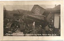 Freight wreck at Westminster station in 1914 Westminster freight wreck (1), April 1914.jpg