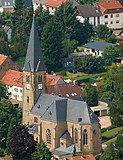 Winterbach (Saar) Aerial view of the Church of the Holy Family.JPG