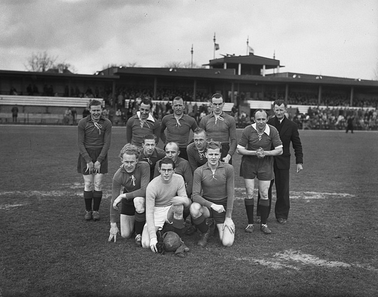 File:'t Gooi tegen EDO, Gooi-elftal, Bestanddeelnr 903-8736.jpg