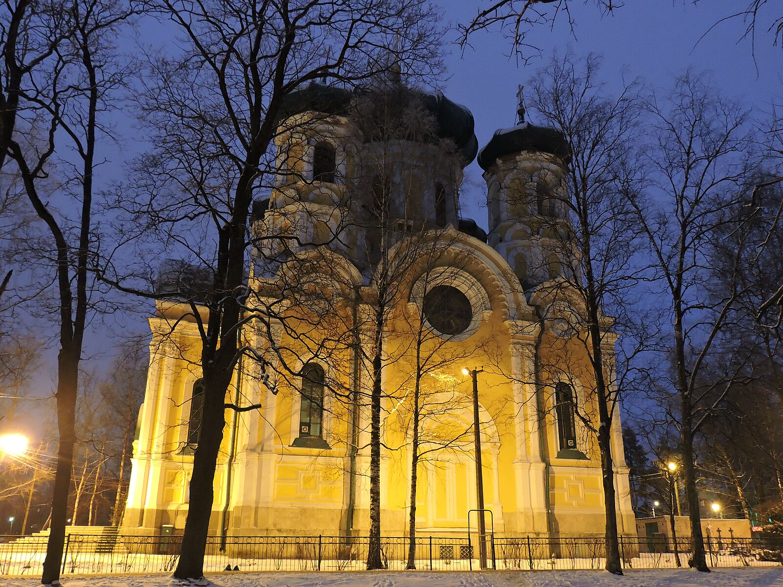 Фото в гатчине на соборной