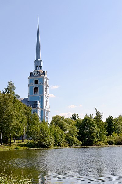File:Петропавловский собор, Ярославль.jpg