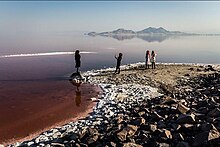 سرخی دریاچه ارومیه-۳.jpg