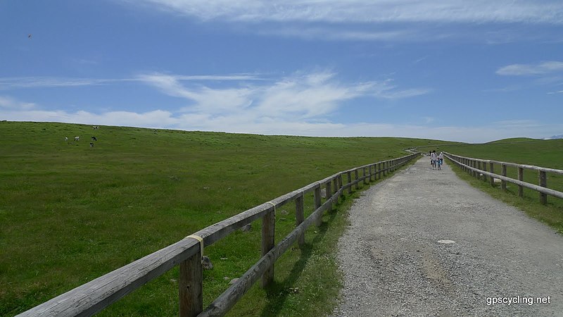 File:美ヶ原 - panoramio - Yobito KAYANUMA (1).jpg