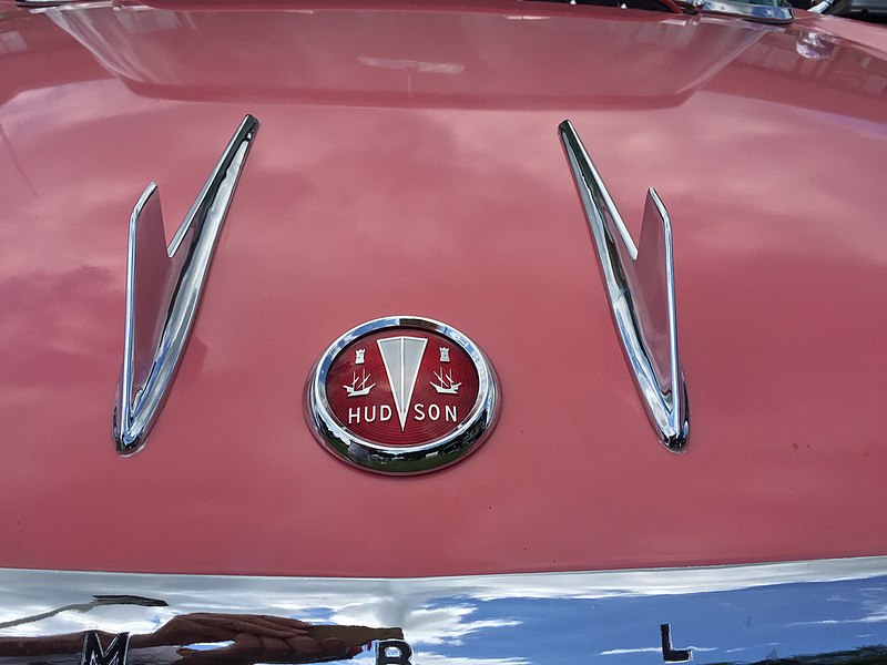 File:1956 Hudson Rambler sedan PA 2017 AMO show 06of13.jpg