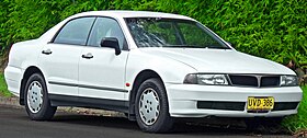 1996 Mitsubishi Magna (TE) berlina (2010-12-17).jpg