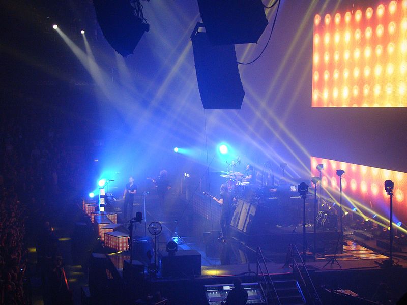 File:2012 - The Killers (Newcastle Metro Radio Arena) DSC06970 (8158850668).jpg