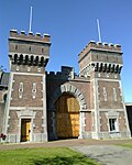 Thumbnail for File:2015, Scheveningen Prison The Hague, old main gate (11).jpg