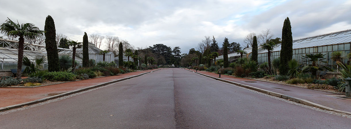 Parc de la Tête d'Or : À proximité d'une des entrées.