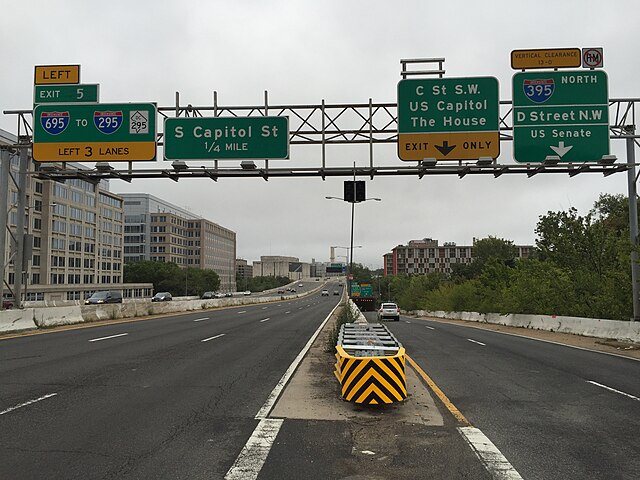View east at the west end of I-695