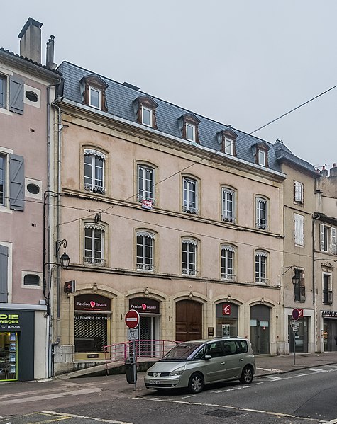 File:70 Rue Georges Clemenceau in Cahors.jpg