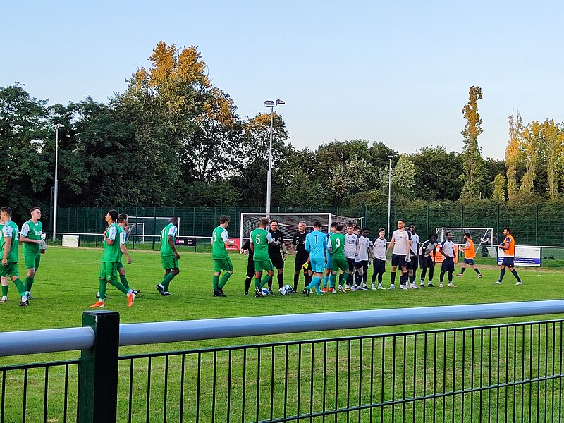 File:AFC Welwyn Team.jpg