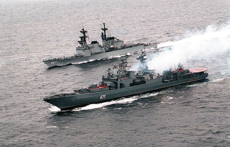 File:AdmiralLevchenko&O'Bannon1992.jpg