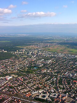 Aerial View of Rüsselsheim 14.09.2008 15-04-56.JPG