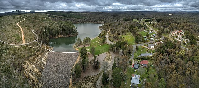 Aerial perspective of St Georges Lake in Creswick, September 2018.