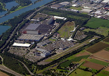 Ford-Entwicklungszentrum und europäisches Teilevertriebszentrum in Köln-Merkenich (August 2012)
