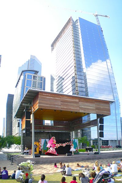 File:Anheuser-Busch Stage at Discovery Green in Houston.jpg