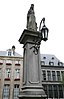 Openbare pomp met beeld Heilige Catharina