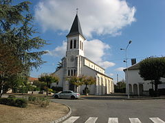 La chiesa di San Pietro ad Artix (La chiesa di San Pietro data dalla fine del XIX secolo[2]).