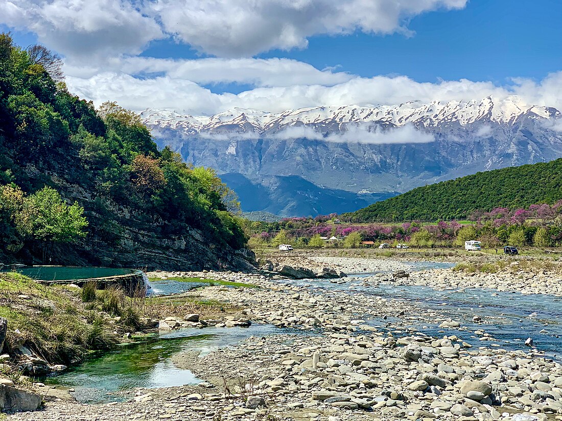 County Gjirokastër