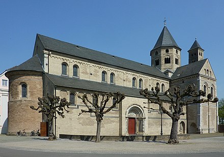 Knechtsteden Abbey. Basilika Knechtsteden (05).jpg