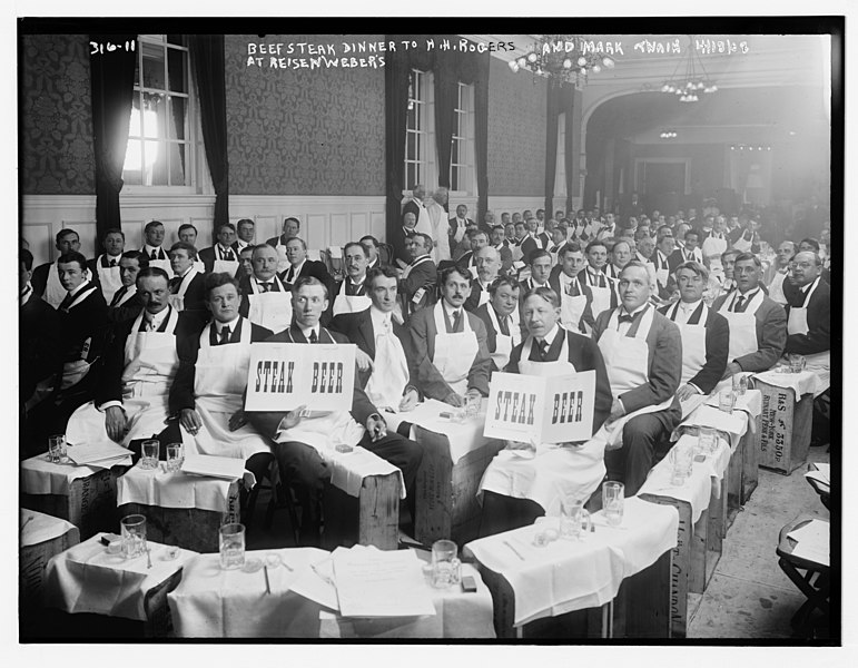 File:Beefsteak dinner at Reisenwebers to honour H.H. Rogers & Mark Twain LCCN2014681447.jpg