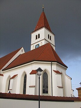 Bernstadt Pfarrkirche 1.jpg