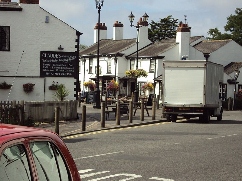 File:Botanic Road, Churchtown 3.JPG