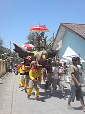Burokan, a traditional performing arts in Cirebon Burok.jpg