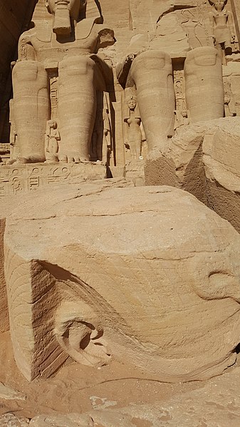 File:By ovedc - Abu Simbel temples - 16.jpg