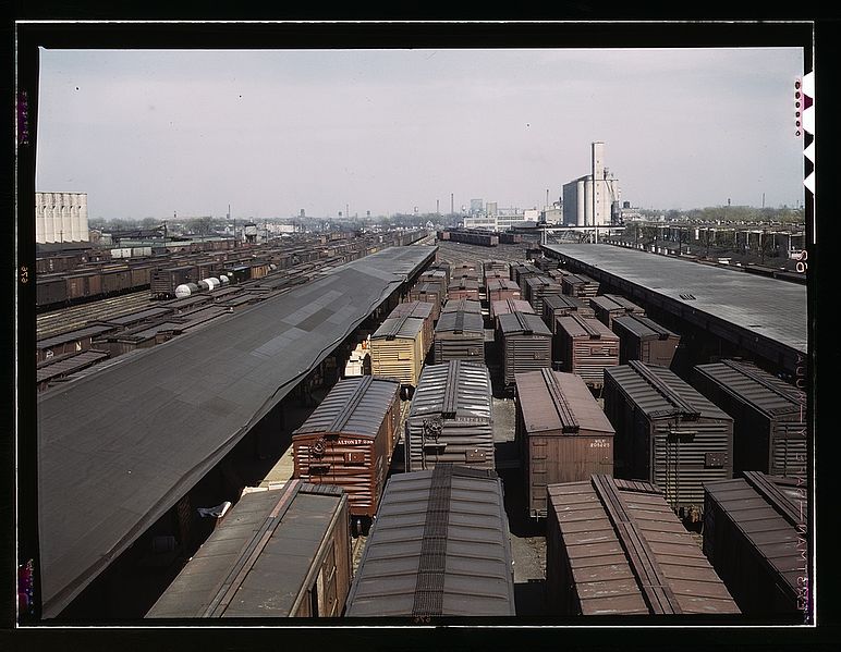 File:C. M. St. P. & P. R.R., general view of part of Galewood yard1a34816v.jpg