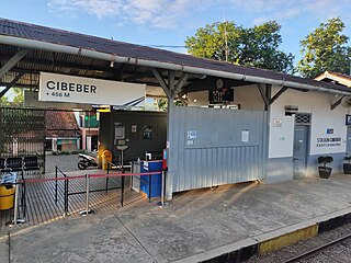 <span class="mw-page-title-main">Cibeber railway station</span> Railway station in Indonesia