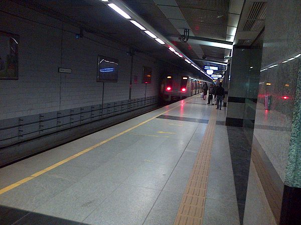 Chandni Chowk metro station (Delhi)