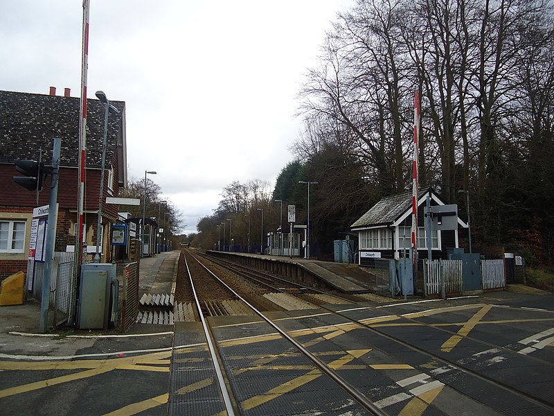 File:Chilworth railway station - geograph.org.uk - 2778109.jpg