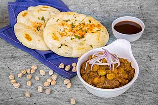 <span class="mw-page-title-main">Kulcha</span> Indian flatbread