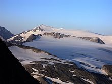 La montagna vista lungo la via normale di salita alla Grande Casse.